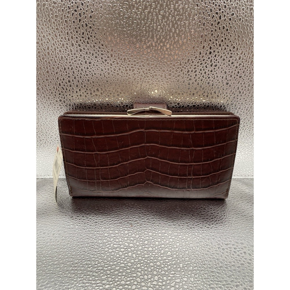 Mundi Brown Crocodile Heart Women's Wallet Clutch - Picture 2 of 5